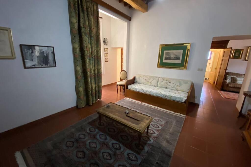 شقة Casa Acquedotto Mediceo بيتيجليانو المظهر الخارجي الصورة